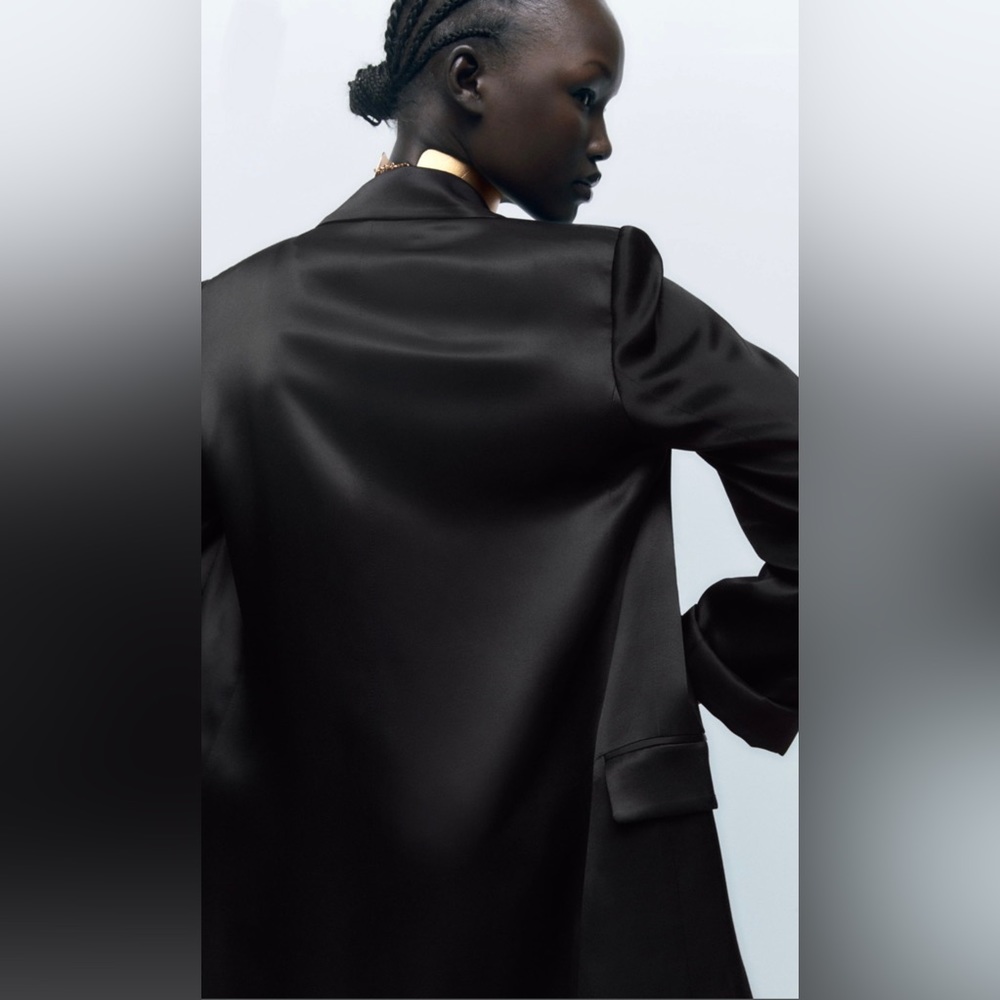 Zara Turned-Up Cuff Satin Effect Blazer Black Size S - Picture 2 of 12